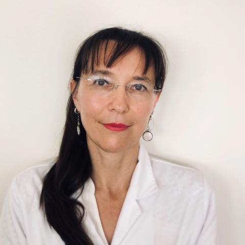 Profile picture for user aline_temporaryemail@aptimea.com